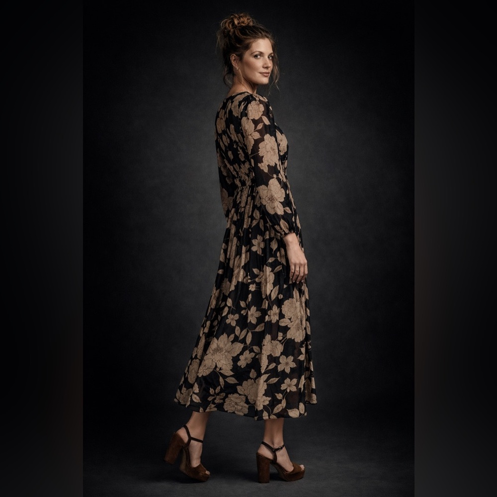 Floral Chiffon Pleated V-Neck Midi Dress Metallic - Picture 3 of 6